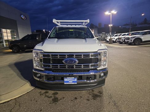 New 2026 Ford F350 XL w/ XL Chrome Package image 8