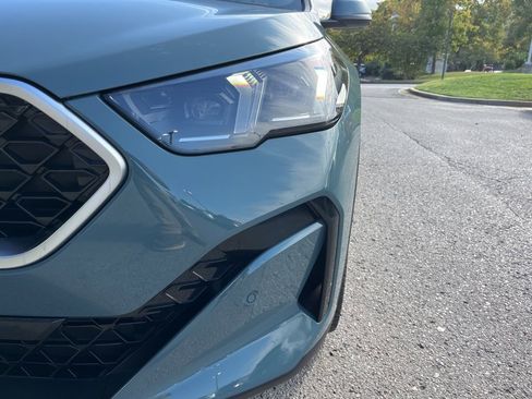 Used 2025 BMW X2 xDrive28i w/ Technology Package image 9