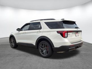New 2026 Ford Explorer ST-Line w/ ST-Line Street Pack AWD/4WD video 3