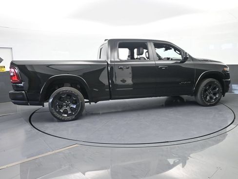 Used 2025 RAM 1500 Big Horn AWD/4WD image 7