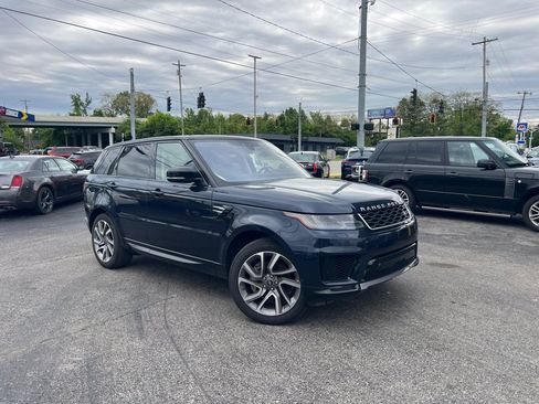 Used 2019 Land Rover Range Rover Sport HSE AWD/4WD image 4