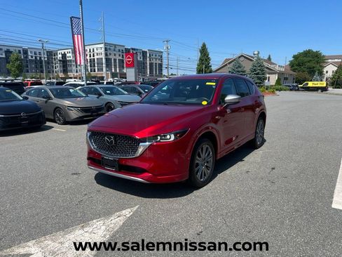 Used 2024 MAZDA CX-5 Signature AWD/4WD image 3