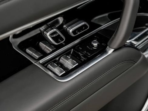 New 2026 Land Rover Range Rover SE AWD/4WD image 56