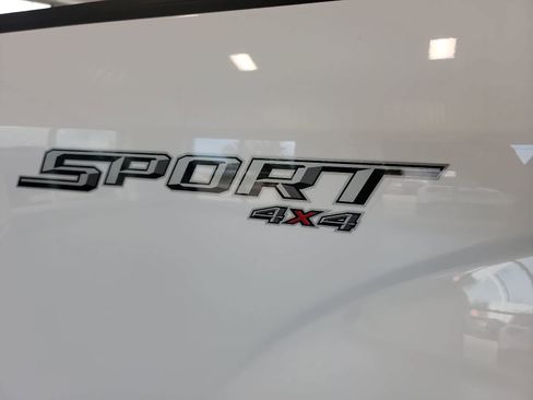 Used 2020 Ford F150 Lariat w/ Equipment Group 502A Luxury AWD/4WD image 8