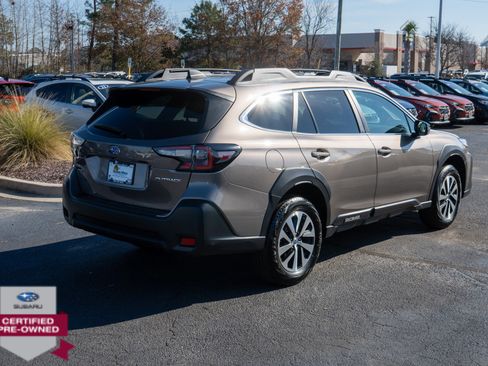 Used 2024 Subaru Outback Premium w/ Popular Package #1A image 3
