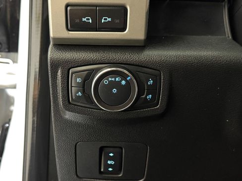 Used 2018 Ford F250 Lariat w/ Chrome Package AWD/4WD image 28