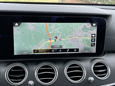 Certified 2022 Mercedes-Benz E 53 AMG AMG E 53 image 24