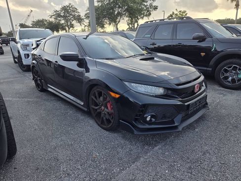 Used 2019 Honda Civic Type R image 2