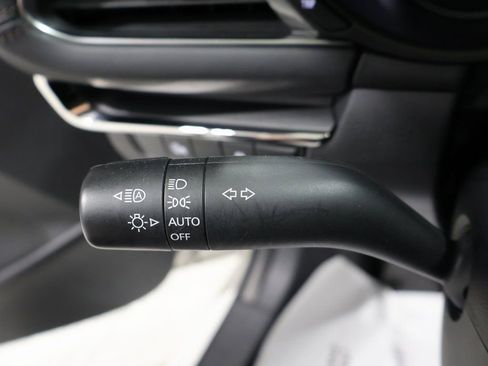 Used 2025 MAZDA MAZDA3 s image 36