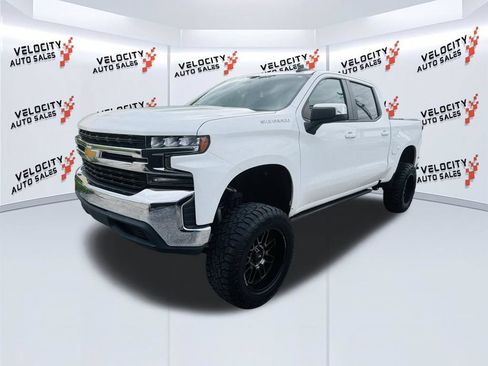 Used 2020 Chevrolet Silverado 1500 LT w/ All-Star Edition RWD image 7