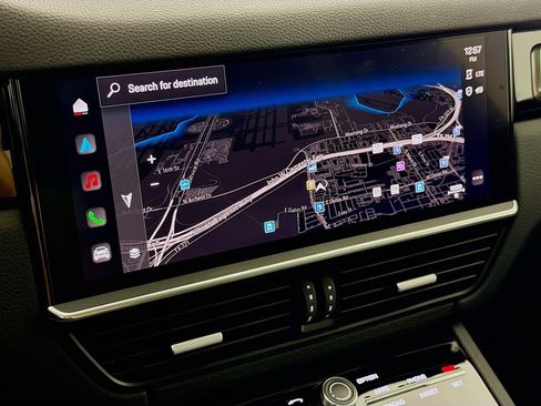 Certified 2023 Porsche Cayenne Platinum Edition AWD/4WD image 19