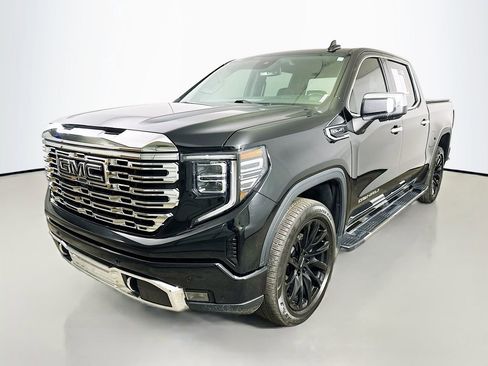 Used 2022 GMC Sierra 1500 Denali image 3