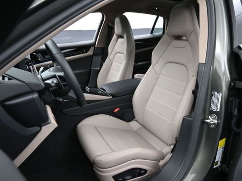 New 2026 Porsche Panamera 4 image 5