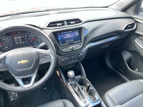 Used 2021 Chevrolet TrailBlazer ACTIV w/ Sun and Liftgate Package image 19