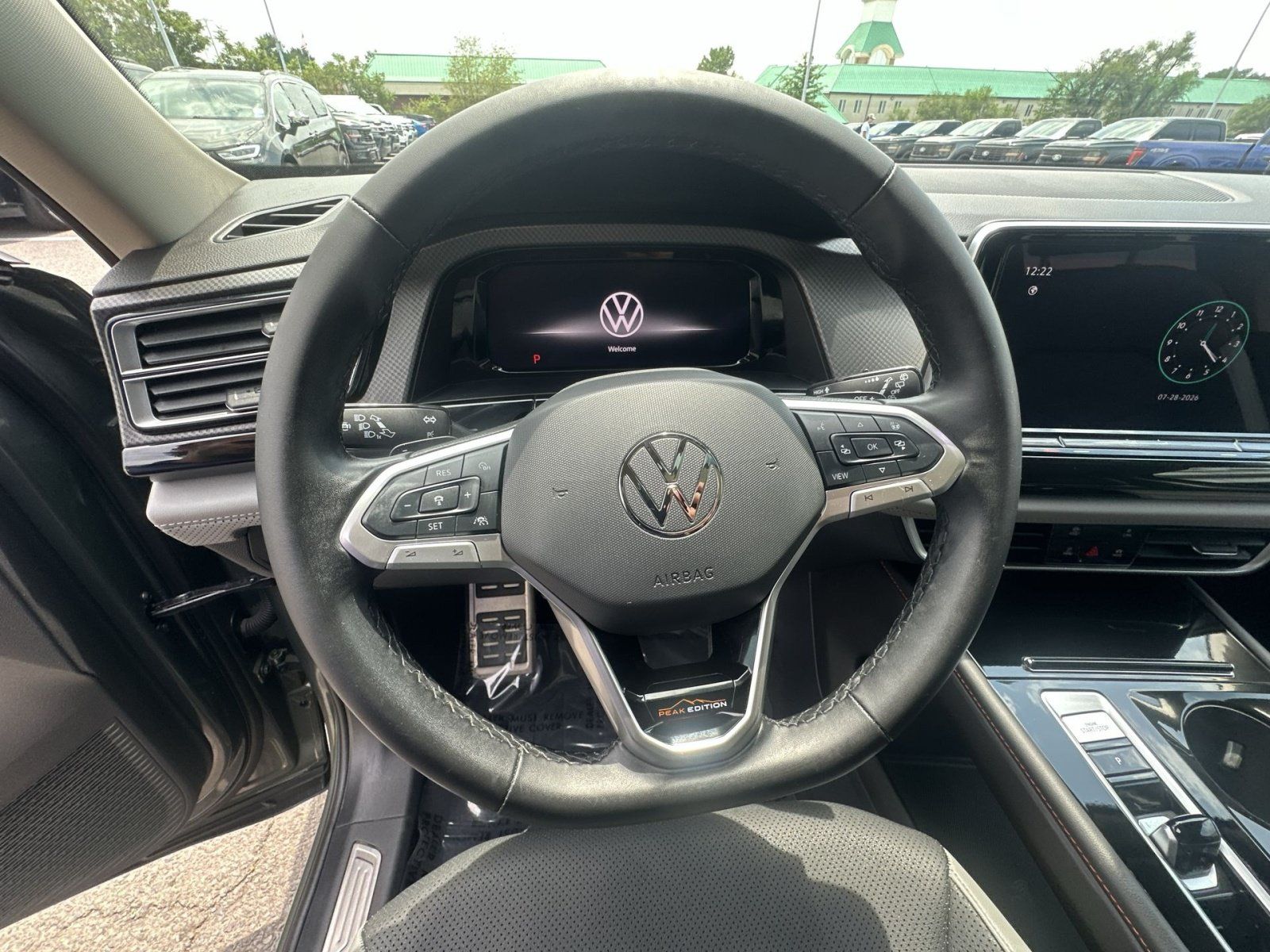 Used 2025 Volkswagen Atlas Peak Edition SE AWD/4WD image 24