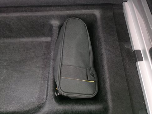 Used 2024 Rivian R1S Adventure AWD/4WD image 34