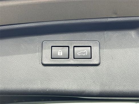 Certified 2025 Subaru Outback Premium w/ Popular Package #1A image 30