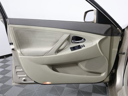 Used 2008 Toyota Camry image 11