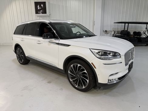 Used 2021 Lincoln Aviator Reserve w/ Equipment Group 202A AWD/4WD image 7
