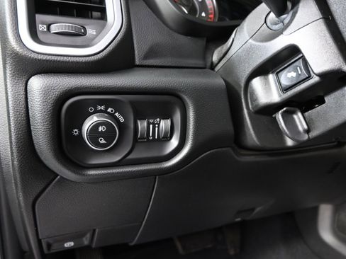 Used 2020 RAM 2500 Laramie image 24