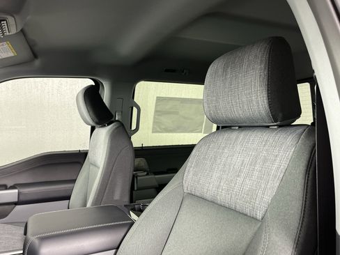 New 2026 Ford F250 XLT w/ XLT Premium Package image 19