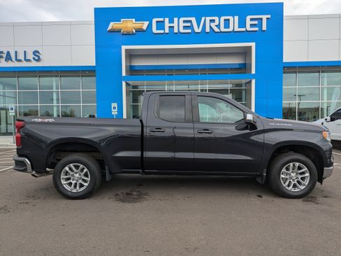 Certified 2024 Chevrolet Silverado 1500 LT AWD/4WD image 33