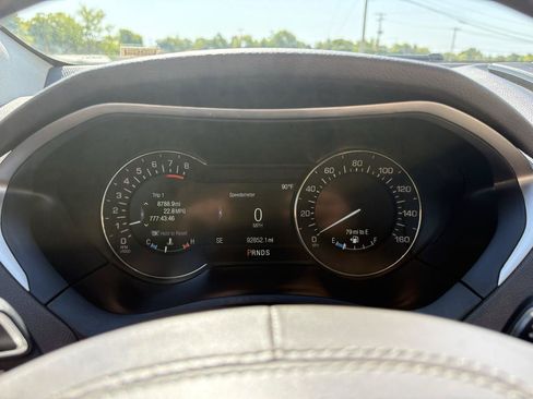 Used 2018 Lincoln MKZ Select w/ Select Plus Package FWD image 10