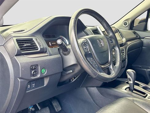 Used 2019 Honda Ridgeline RTL-T image 9