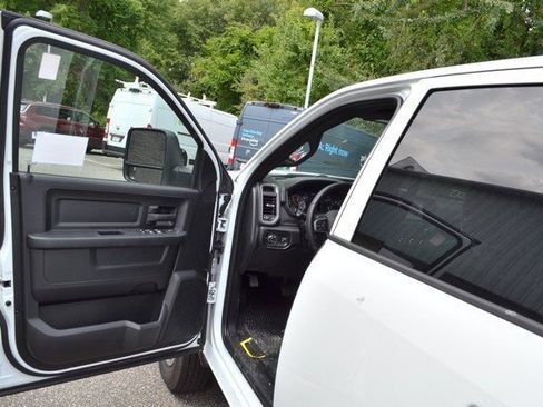 New 2024 RAM 3500 Tradesman w/ Chrome Appearance Group image 13