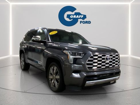 Used 2024 Toyota Sequoia Capstone image 6