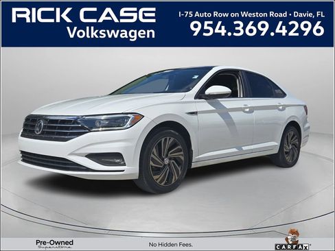 Used 2019 Volkswagen Jetta SEL Premium image 1