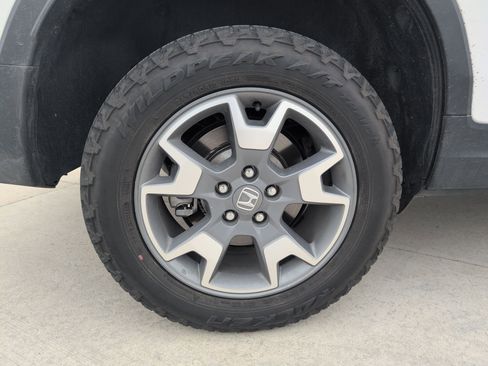 Used 2023 Honda Passport TrailSport image 13