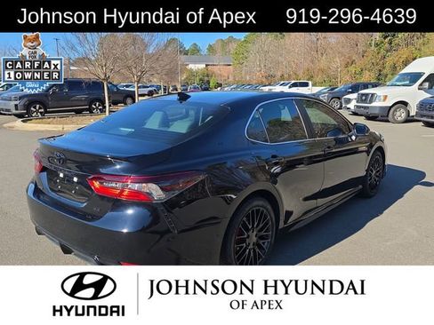 Used 2023 Toyota Camry SE image 15