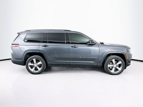 Used 2022 Jeep Grand Cherokee L Limited image 10