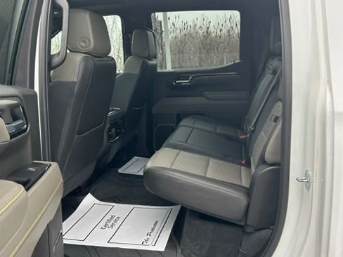 Used 2023 Chevrolet Silverado 1500 ZR2 w/ Technology Package image 35