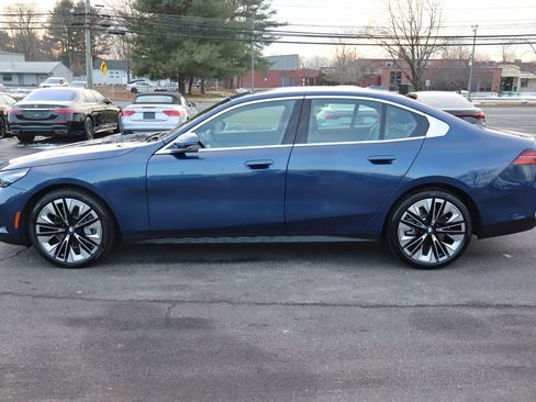Used 2026 BMW 540i xDrive image 8