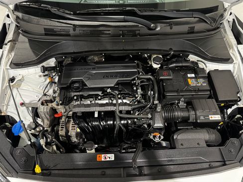 Used 2022 Hyundai Kona SEL w/ Cargo Package FWD image 11