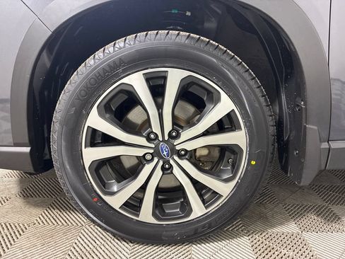Certified 2023 Subaru Forester Limited AWD/4WD image 6