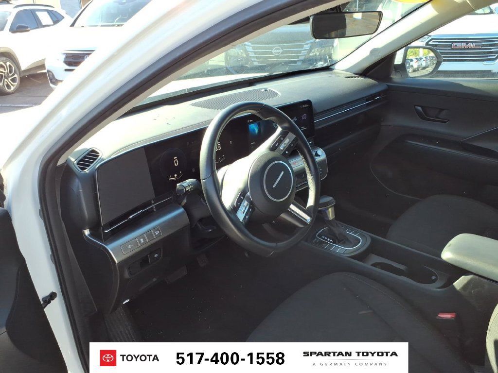 Used 2024 Hyundai Kona SEL AWD/4WD image 14