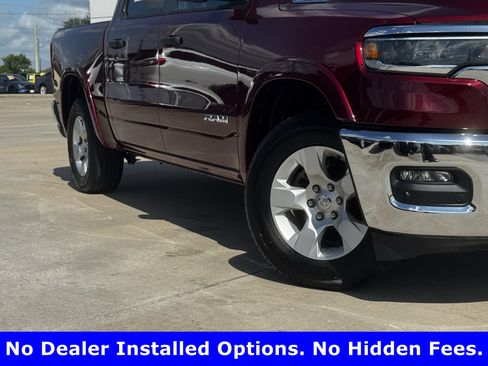 Used 2025 RAM 1500 Big Horn AWD/4WD image 3
