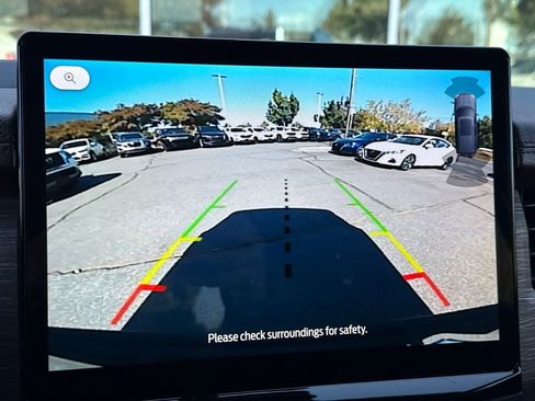 Used 2023 Ford Expedition Limited image 20