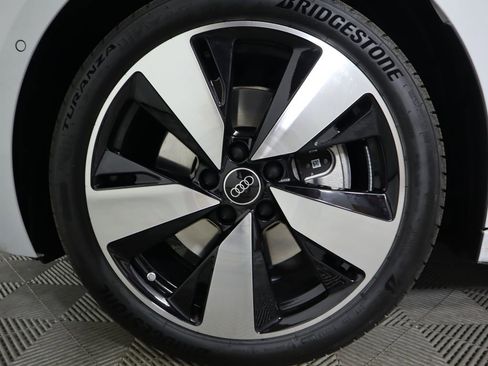 Used 2025 Audi A5 2.0T Premium w/ Convenience Package AWD/4WD image 33