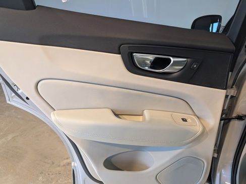 Used 2023 Volvo XC60 T8 Plus w/ Climate Package image 24