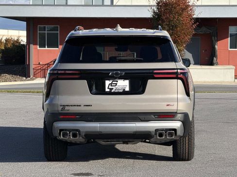 New 2026 Chevrolet Traverse Z71 w/ Driver Confidence Package image 13