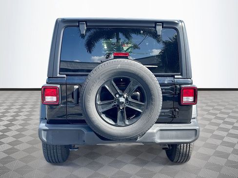 Used 2023 Jeep Wrangler Sport image 6