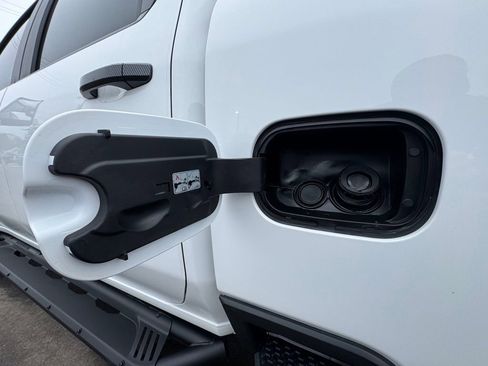 Used 2024 Chevrolet Silverado 2500 ZR2 w/ ZR2 Bison Edition image 65