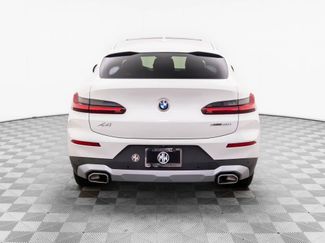 Used 2022 BMW X4 xDrive30i w/ Premium Package video 4