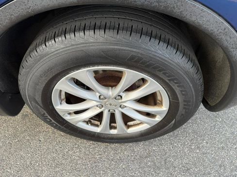 Used 2015 INFINITI QX70 AWD w/ Premium Package image 21