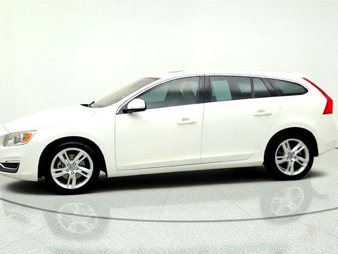 Used 2015 Volvo V60 T5 Premier FWD image 8