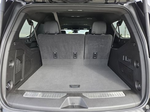 Used 2025 GMC Yukon XL Denali image 28